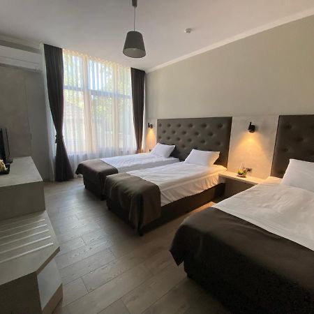 Comfort Guest Rooms Казанлык Экстерьер фото