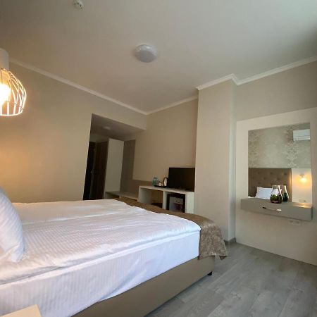 Comfort Guest Rooms Казанлык Экстерьер фото