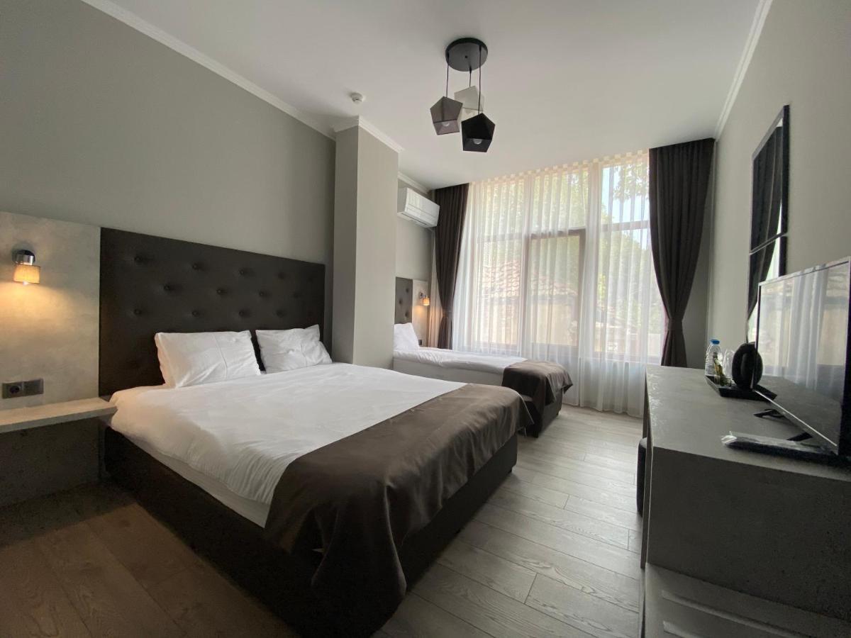 Comfort Guest Rooms Казанлык Экстерьер фото