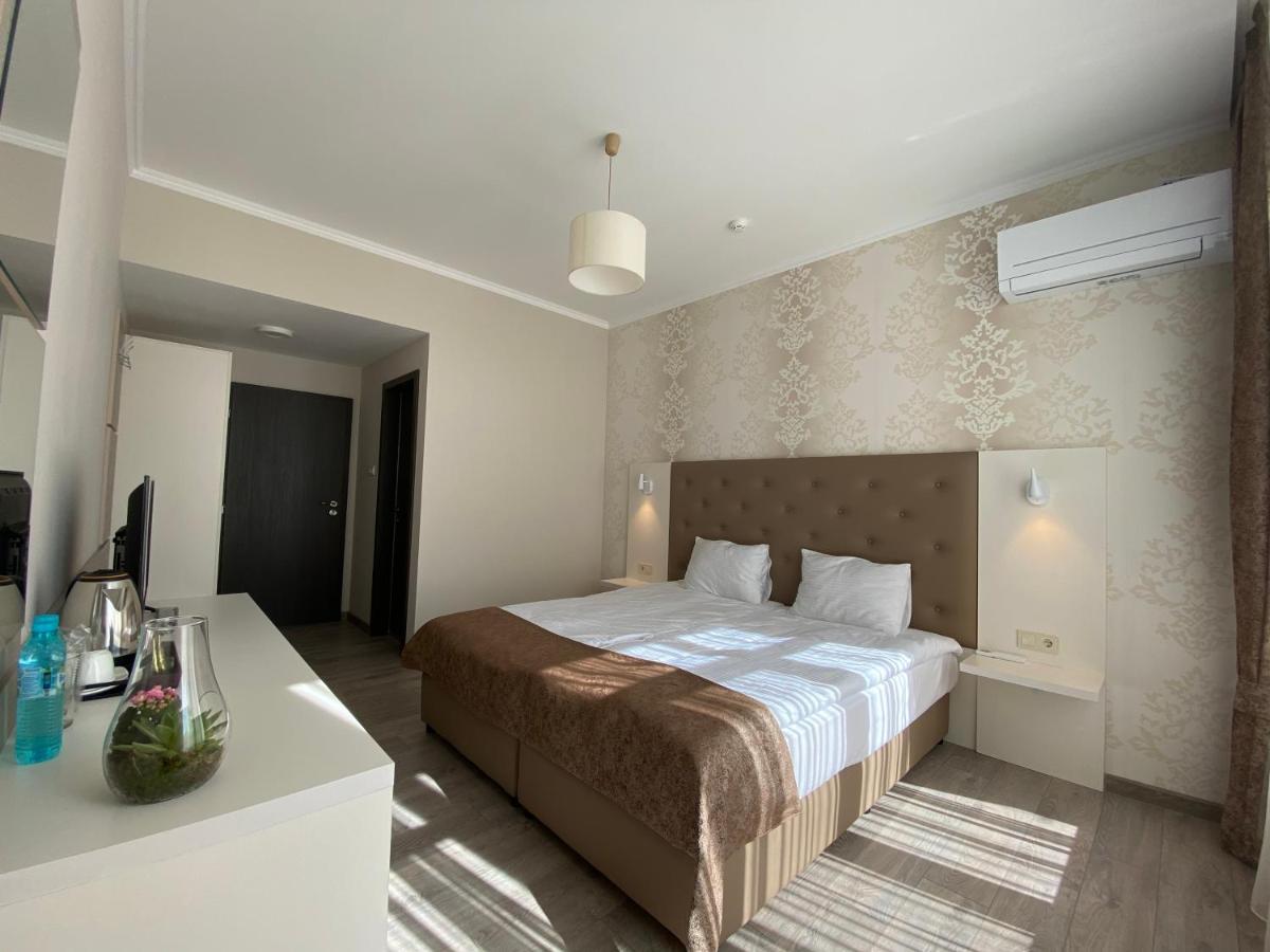 Comfort Guest Rooms Казанлык Экстерьер фото
